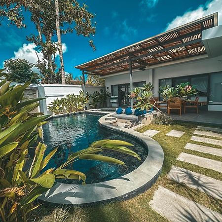 Tropik Resort Lombok Selong Belanak Ngoại thất bức ảnh